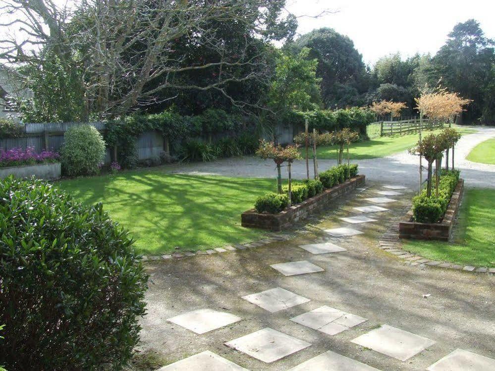 Tairoa Lodge & Cottage Hawera Exterior foto